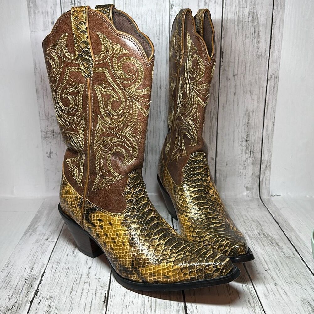 Durango 11” Snake Print Western Cowboy Boots Scalloped‎ size 8.5 RD017